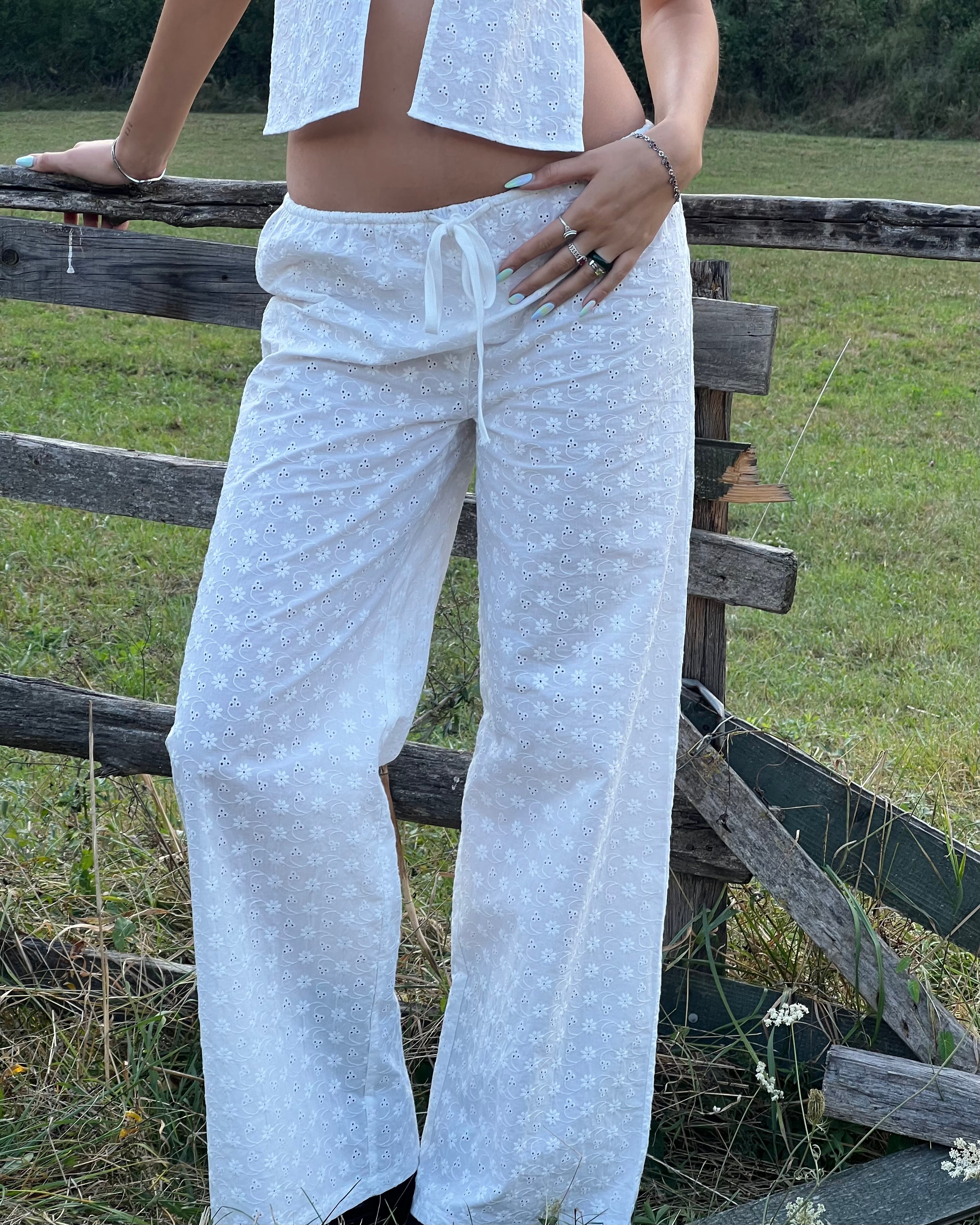 Bambi Eyelet Pants - Fenity